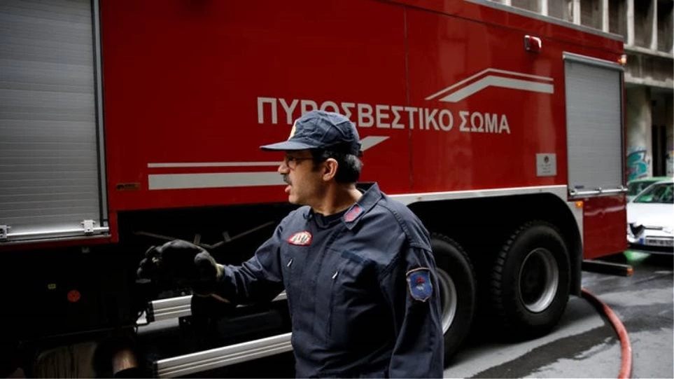 Πυρκαγιά σε διαμέρισμα στα Κάτω Πατήσια – Ο ένοικος μεταφέρθηκε με ελαφριά εγκαύματα στο «Σωτηρία»